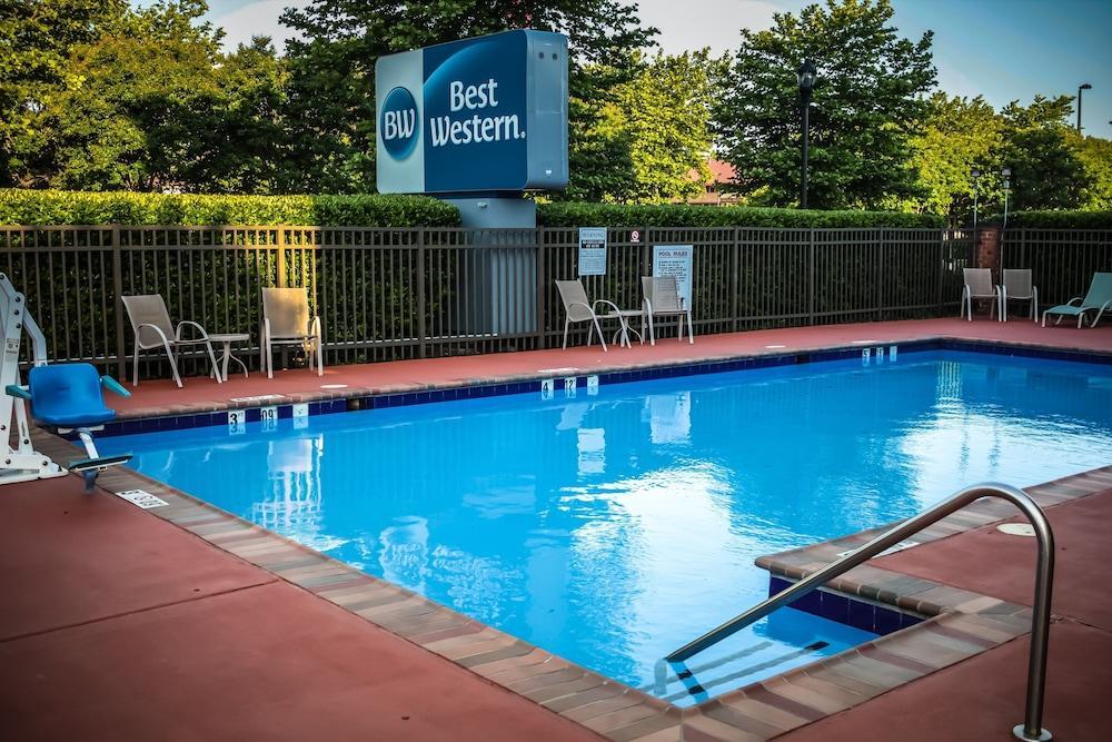 Best Western Hampton Coliseum Inn Екстериор снимка