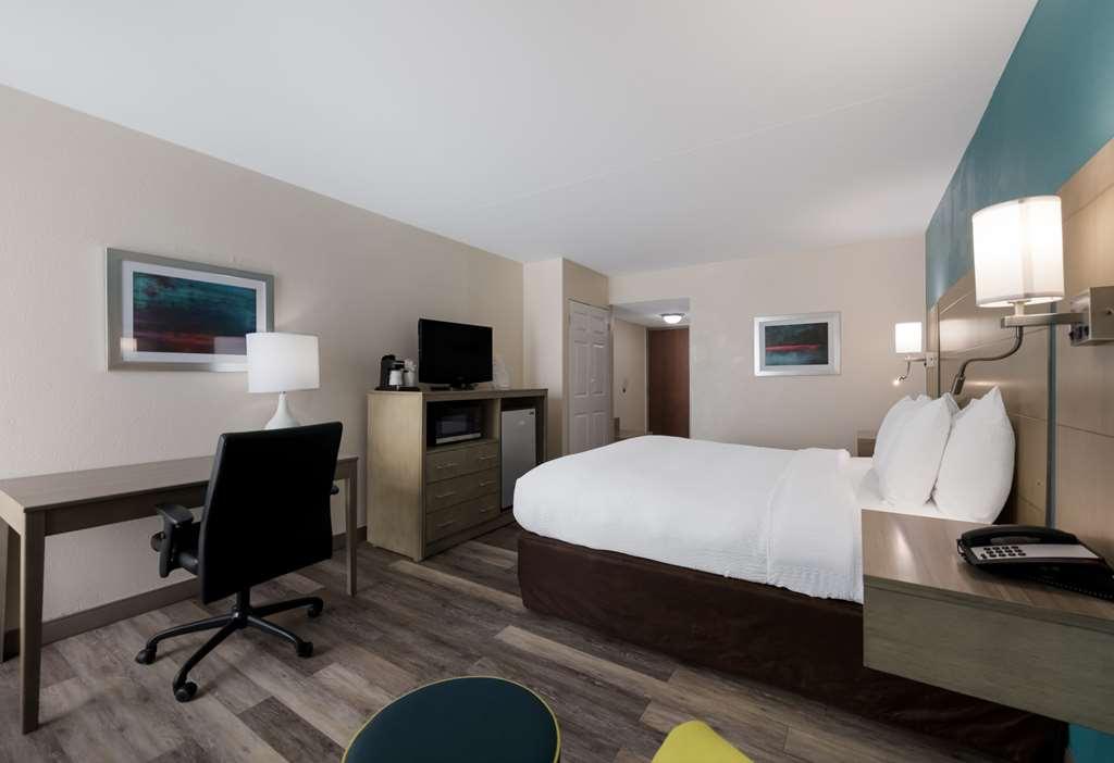 Best Western Hampton Coliseum Inn Стая снимка