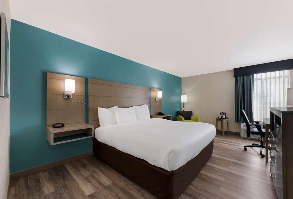 Best Western Hampton Coliseum Inn Стая снимка