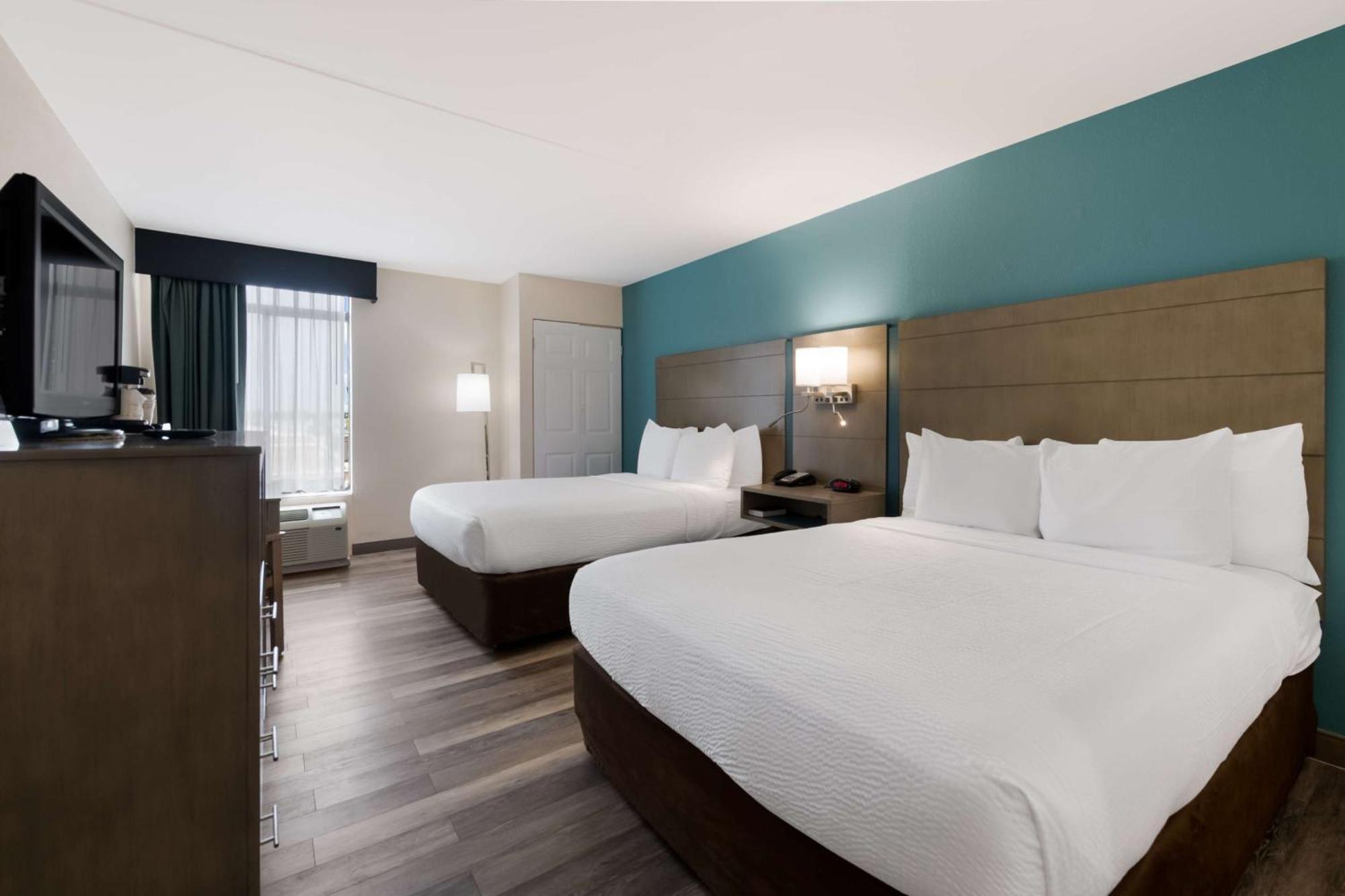 Best Western Hampton Coliseum Inn Екстериор снимка