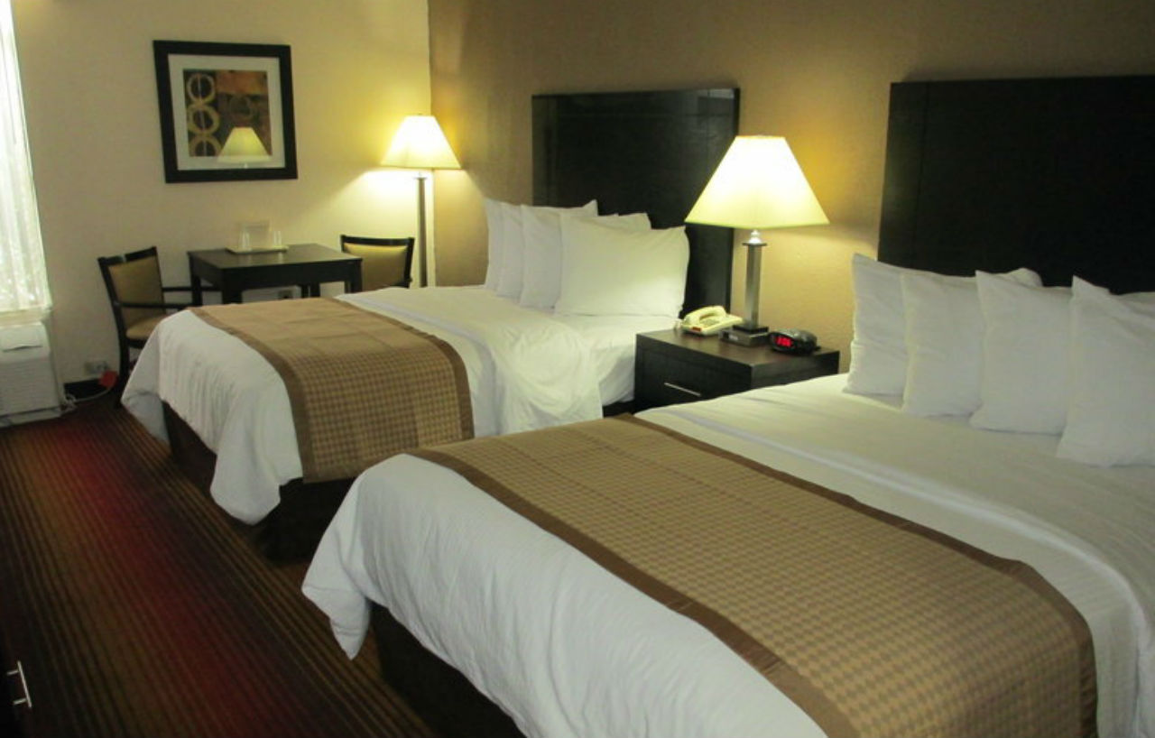 Best Western Hampton Coliseum Inn Екстериор снимка